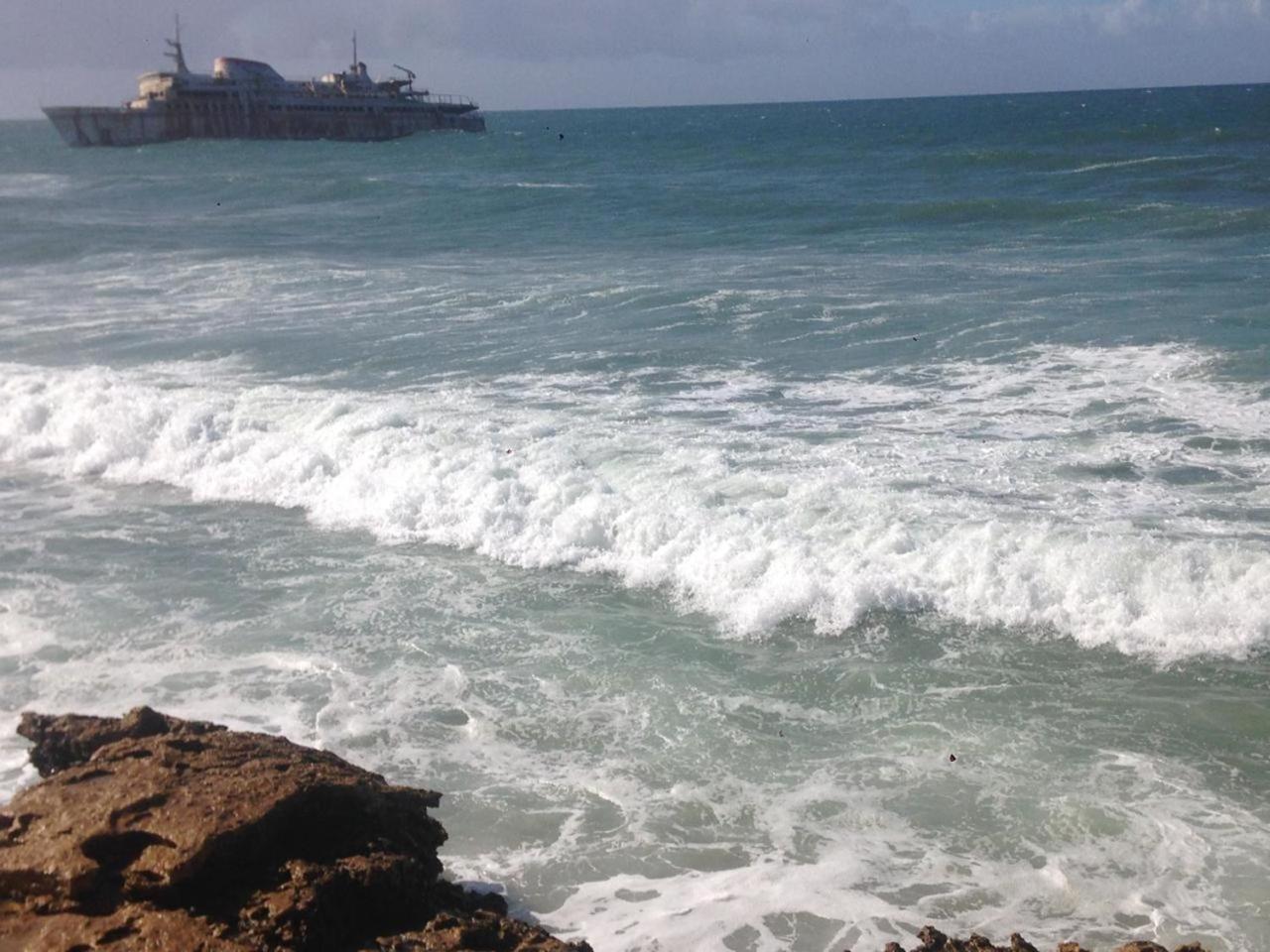 Hotel El Ghazi Tarfaya Bagian luar foto